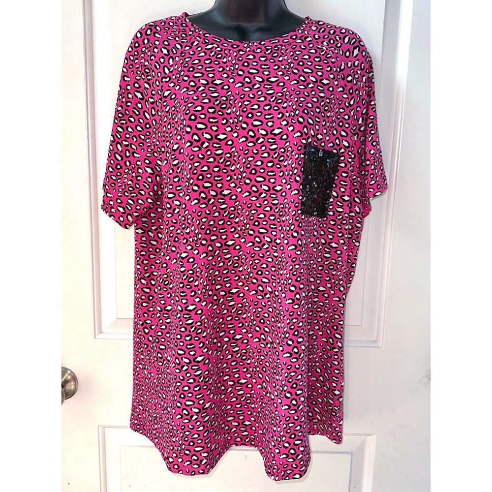 Sunshine & Rodeo pink and black leopard print tee with black sequin front pocket